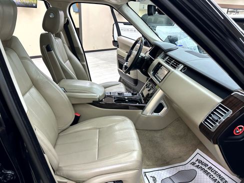 Used 2014 Land Rover Range Rover HSE image 44
