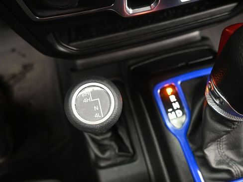 Used 2022 Jeep Wrangler Unlimited Sport AWD/4WD image 31
