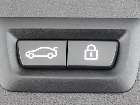 Used 2018 BMW X3 xDrive30i w/ Convenience Package image 75