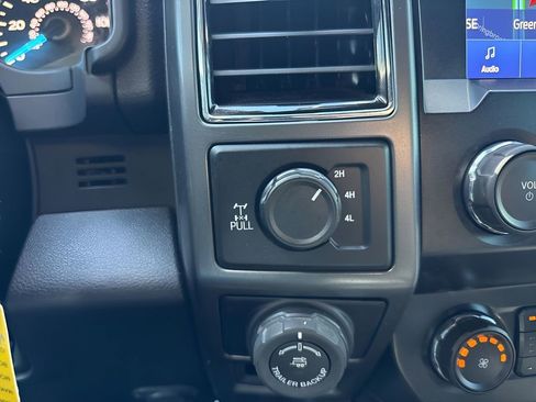 Used 2020 Ford F150 XLT w/ Equipment Group 302A Luxury AWD/4WD image 16