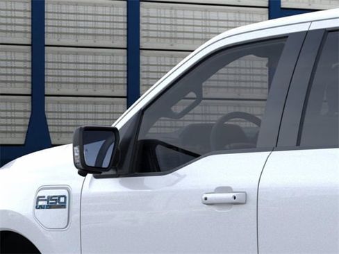 New 2025 Ford F150 Lightning Flash image 20