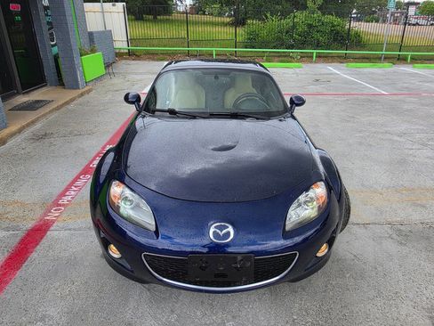 Used 2011 MAZDA MX-5 Miata Grand Touring w/ Premium Pkg RWD image 50