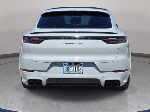 Used 2023 Porsche Cayenne Turbo AWD/4WD image 7