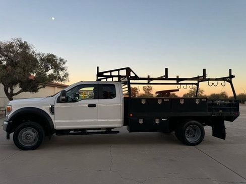 Used 2022 Ford F550 4x4 SuperCab Super Duty image 5