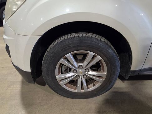 Used 2015 Chevrolet Equinox LT w/ Driver Convenience Package FWD image 3