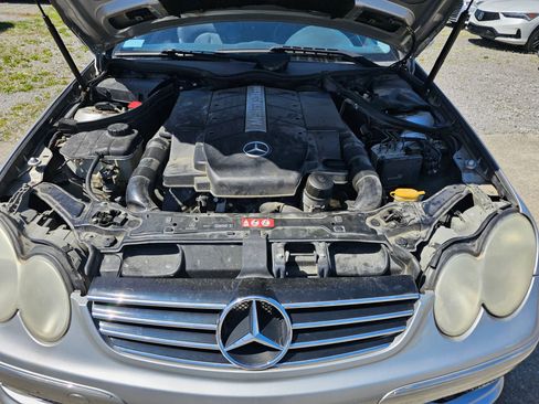 Used 2004 Mercedes-Benz CLK 500 Coupe image 3