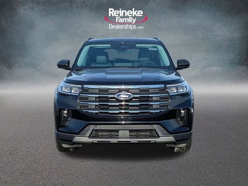 New 2026 Ford Explorer Active w/ Active Comfort Package image 2