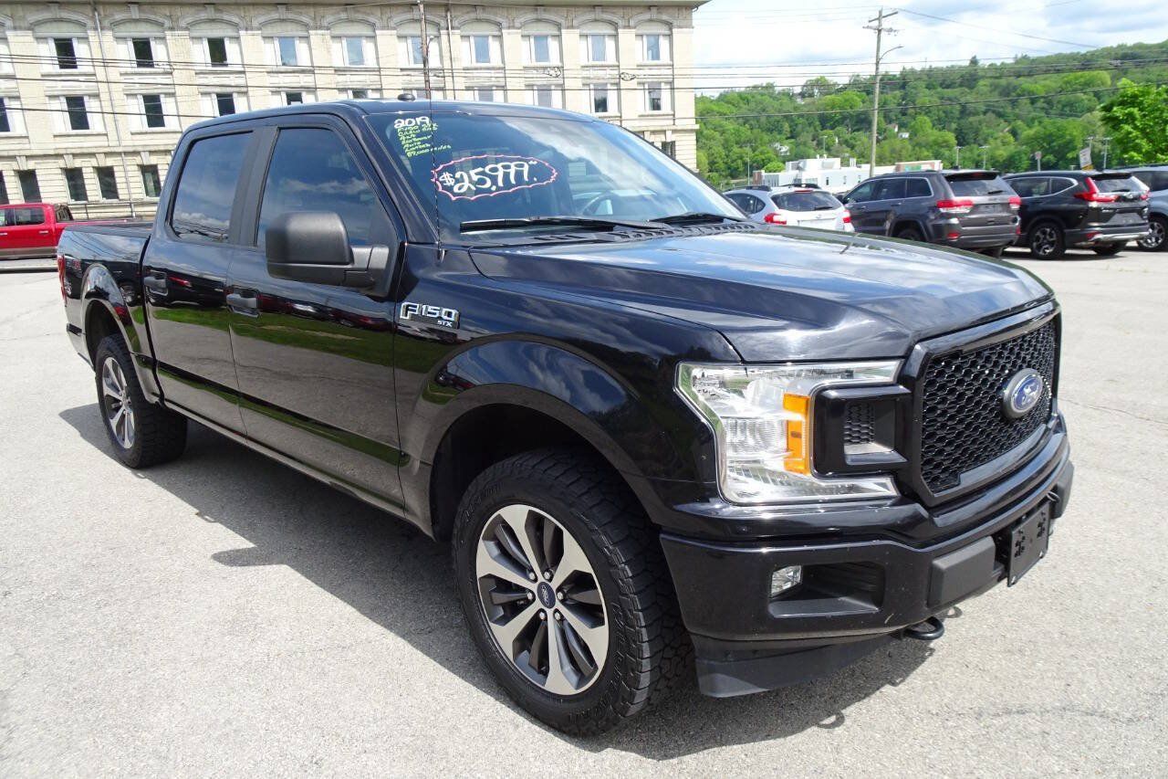 Used 2019 Ford F150 XL w/ Equipment Group 101A Mid AWD/4WD image 4