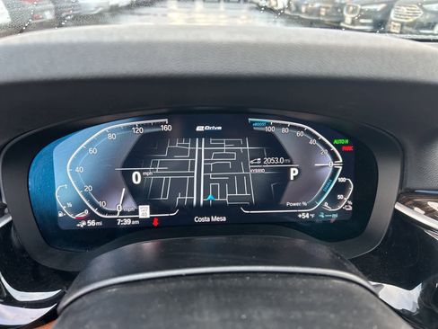 Used 2023 BMW 530e w/ M Sport Package image 31