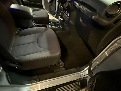 Used 2017 Jeep Wrangler Unlimited Sport w/ Quick Order Package 24S image 23