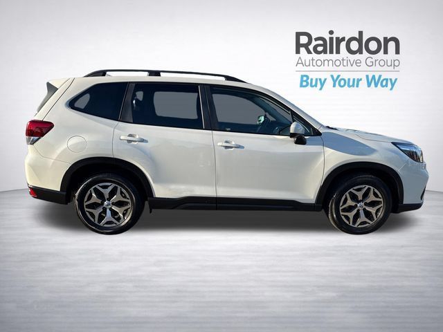 Used 2021 Subaru Forester Premium AWD/4WD image 8