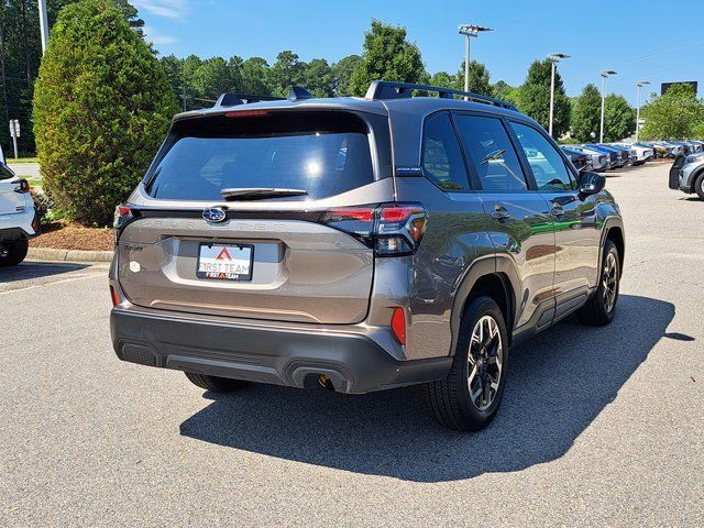Certified 2025 Subaru Forester Premium w/ Convenience Package #1 AWD/4WD image 5