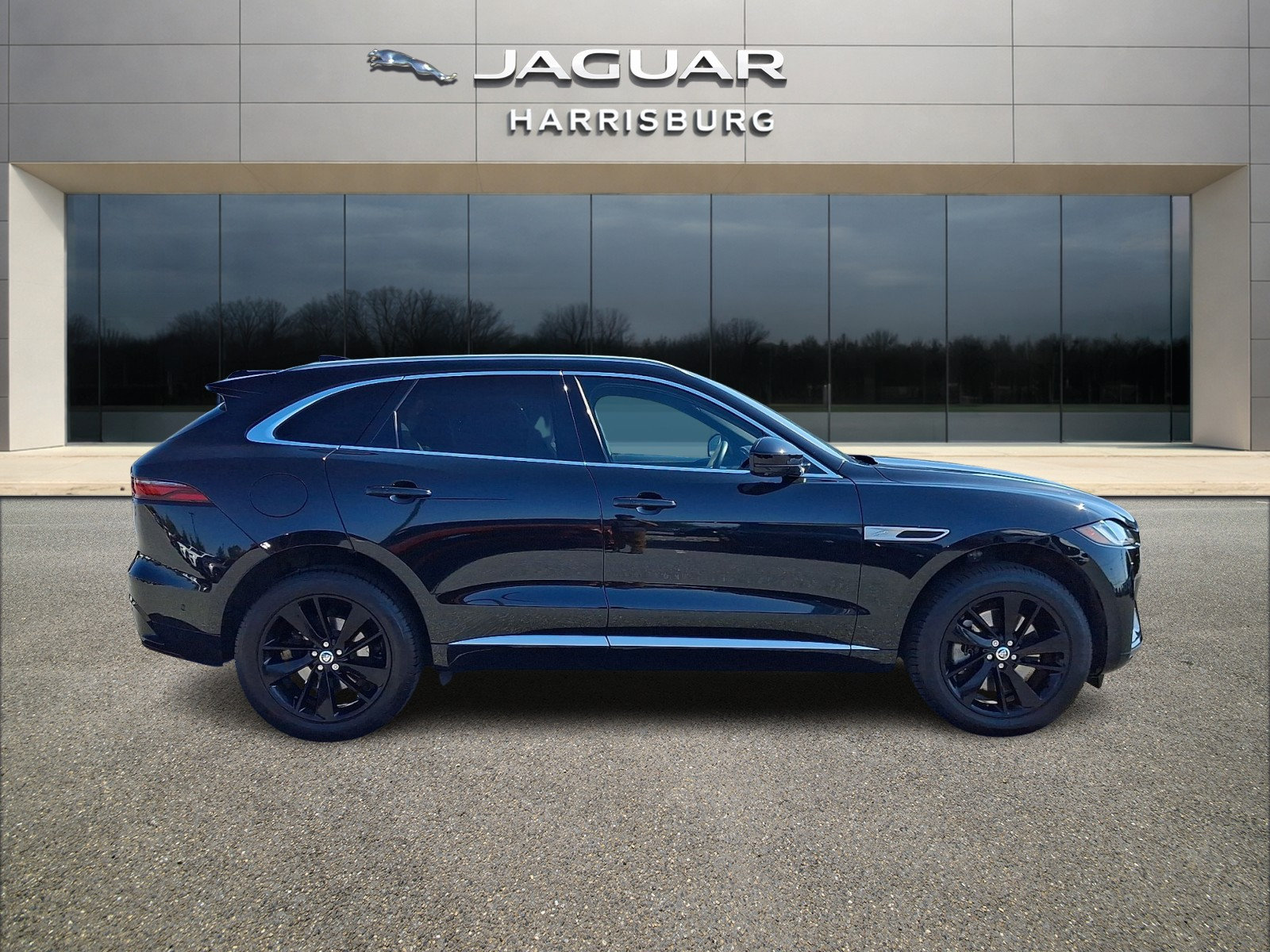 Used 2026 Jaguar F-PACE R-Dynamic S AWD/4WD image 5