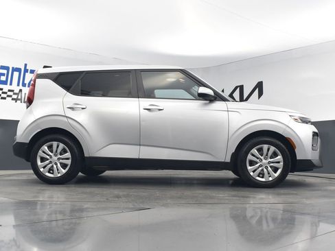 Used 2020 Kia Soul LX FWD image 22