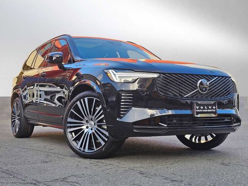 New 2026 Volvo XC90 B6 Ultra w/ Lounge Package AWD/4WD image 1