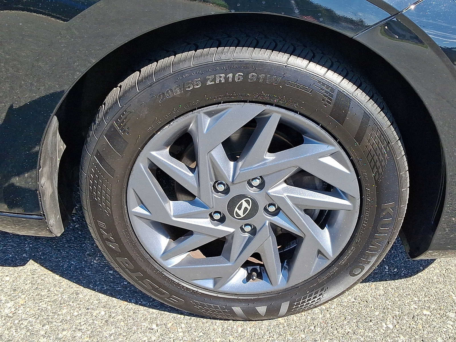 Used 2024 Hyundai Elantra SEL FWD image 8