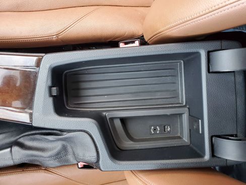 Used 2015 BMW ActiveHybrid 3 w/ Technology Package image 42