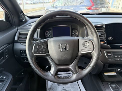 Used 2022 Honda Passport TrailSport image 19