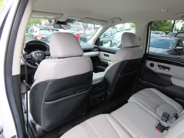 Certified 2025 Honda Pilot EX-L image 16