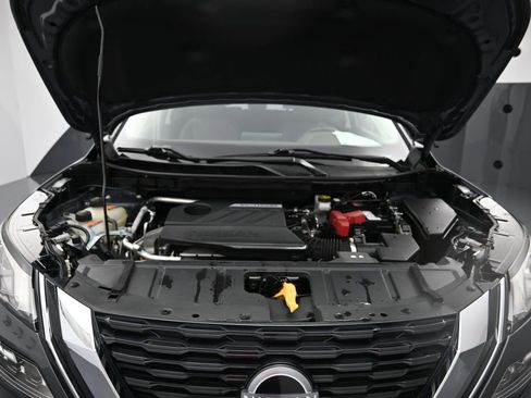 Used 2023 Nissan Rogue SV FWD image 26