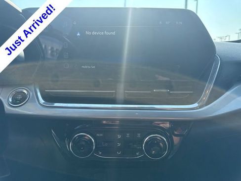 Used 2025 Chevrolet Trax LT w/ Driver Confidence Package FWD image 10