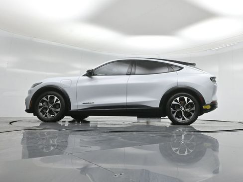 Used 2022 Ford Mustang Mach-E Premium image 54