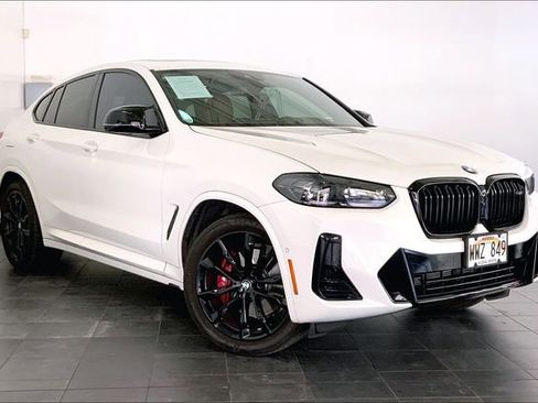Certified 2023 BMW X4 M40i w/ Premium Package AWD/4WD image 2
