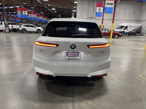 Used 2026 BMW iX xDrive45 AWD/4WD image 4