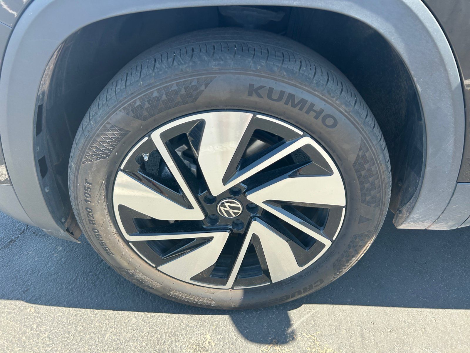 Certified 2025 Volkswagen Atlas SEL AWD/4WD image 26