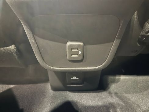 Used 2021 GMC Terrain SLT w/ Infotainment Package II FWD image 29