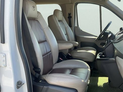Certified 2017 Ford Transit 150 XLT image 16