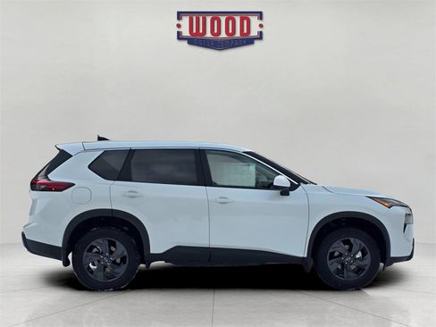 New 2026 Nissan Rogue SV image 2