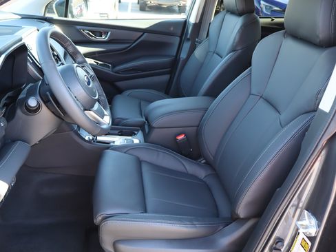New 2026 Subaru Ascent Limited image 9