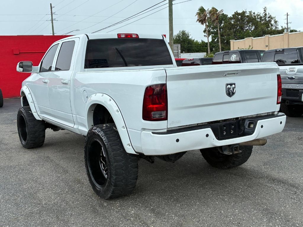 Used 2015 RAM 3500 Tradesman w/ Chrome Appearance Group AWD/4WD image 4