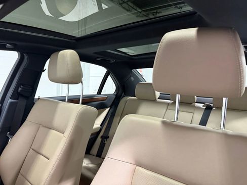 Used 2013 Mercedes-Benz E 350 4MATIC Sedan image 17