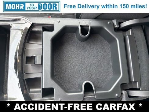 Used 2020 Ford Edge SE image 22