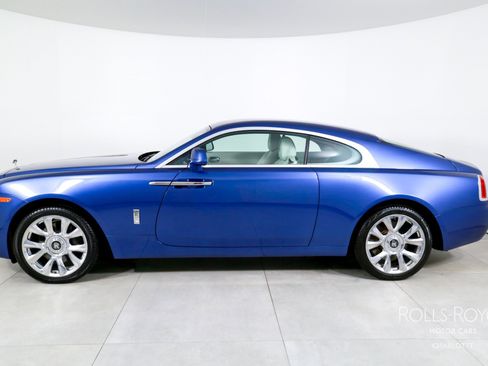 Used 2019 Rolls-Royce Wraith image 2