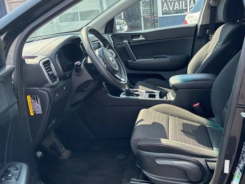 Used 2018 Kia Sportage LX AWD/4WD image 5