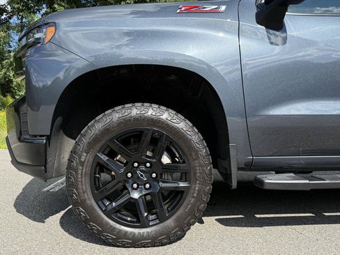 Used 2021 Chevrolet Silverado 1500 LT Trail Boss w/ Convenience Package II AWD/4WD image 8