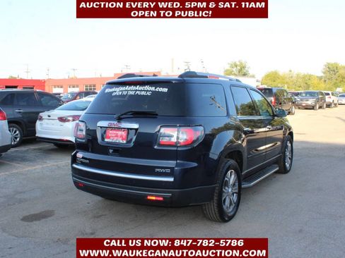 Used 2015 GMC Acadia SLT image 2