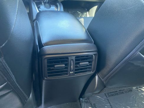 Used 2015 Nissan Rogue SL w/ SL Premium Package AWD/4WD image 32