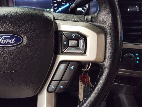 Used 2022 Ford F350 Lariat w/ Lariat Value Package AWD/4WD image 52