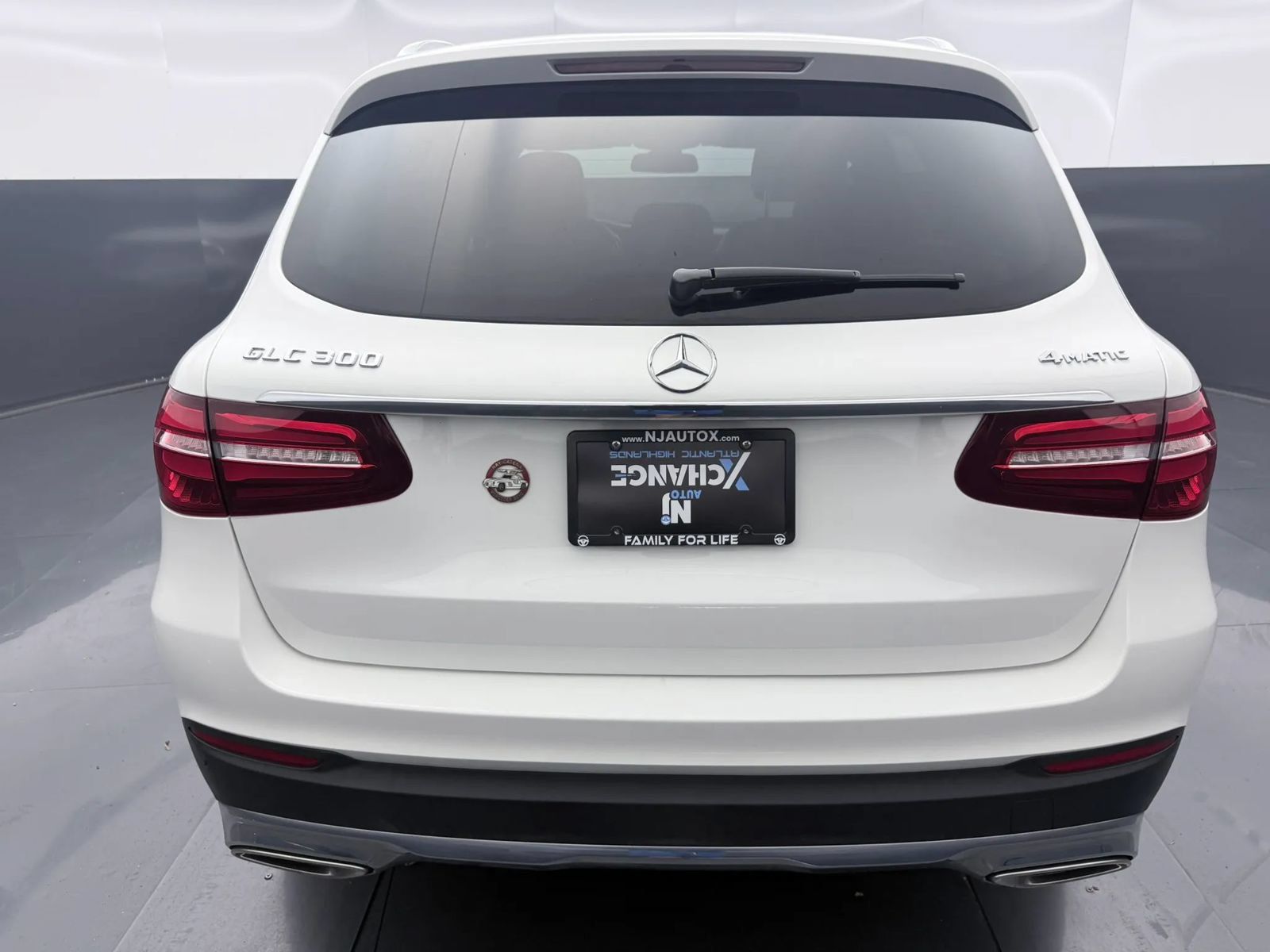 Used 2018 Mercedes-Benz GLC 300 4MATIC image 7