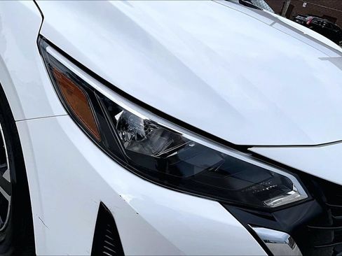 Used 2025 Nissan Sentra SV w/ All-Weather Package FWD image 27