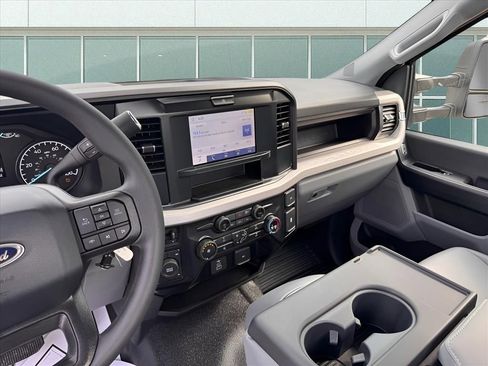 New 2025 Ford F350 XL w/ XL Chrome Package AWD/4WD image 6