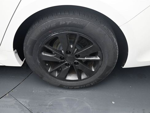Used 2018 Kia Optima LX FWD image 18