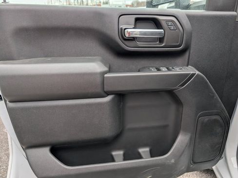 New 2025 GMC Sierra 2500 Pro w/ Convenience Package image 18