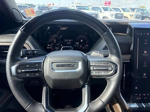 Used 2026 GMC Yukon Denali Ultimate AWD/4WD image 20