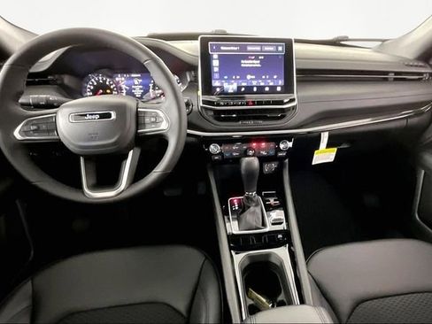 New 2026 Jeep Compass Latitude AWD/4WD image 6