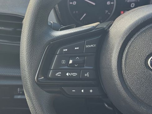 Used 2024 Subaru Crosstrek 2.0i Premium image 21